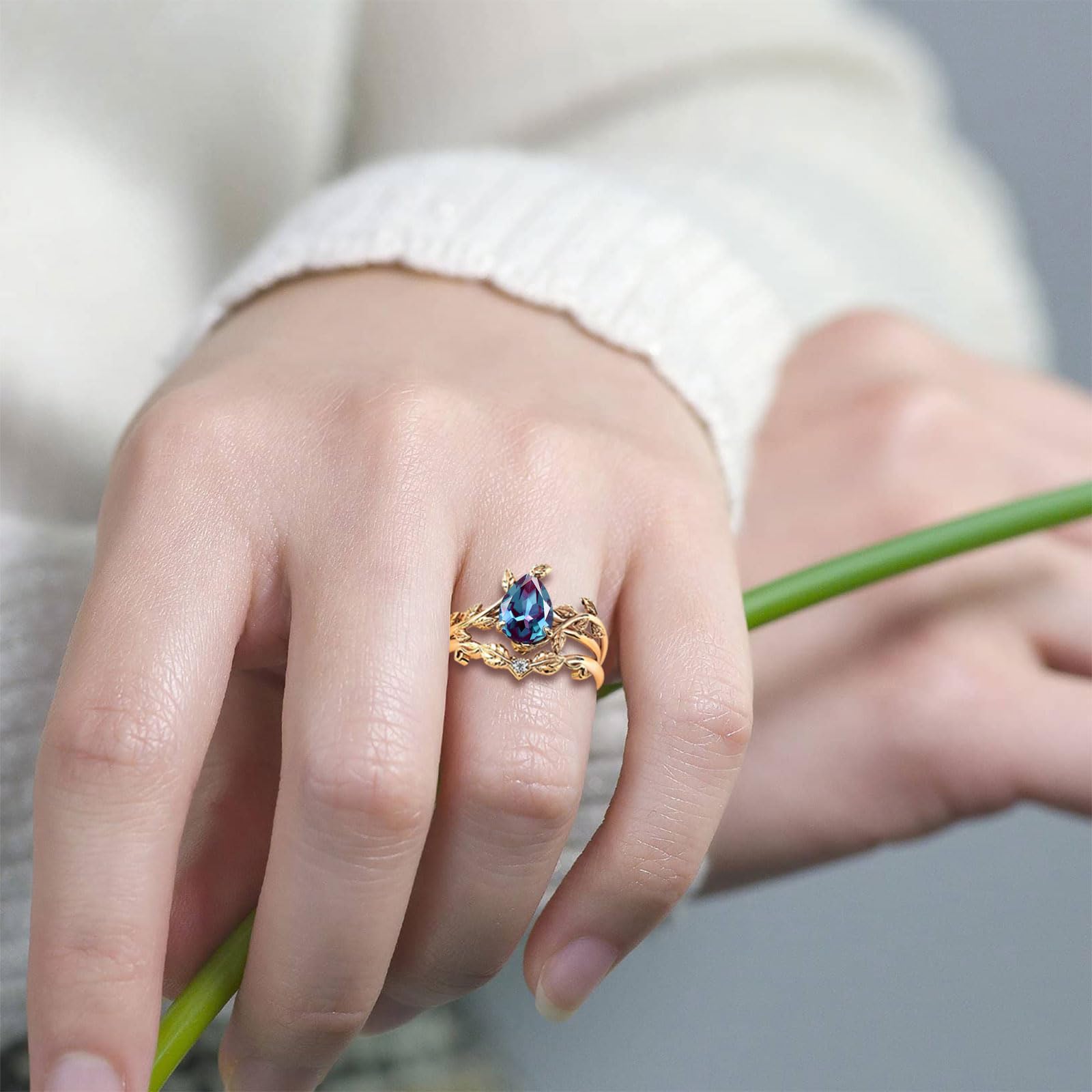 10k/14k/18k Solid Gold 1.5CT Pear Gemstone Vintage Bridal Ring Set for Women Nature Inspired Leaf Vine Art Deco Birthstone Rings Sets Anniversary Engagement Jewelry Gifts for Her Wife Size 4~12