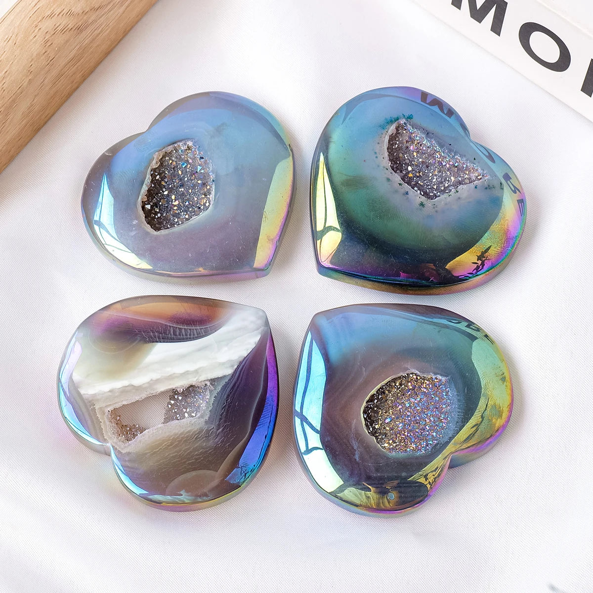 1pc Natural Crystal Aura Agate Crystal Cave Love Palmstone