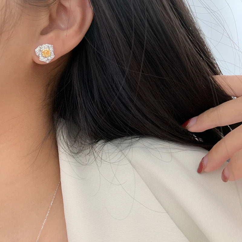 Aazuo Real 18K White Gold Real Yellow Diamonds Fairy Flower Stud Earring Gifted For Women Wedding Party Chain Real Gold Au750