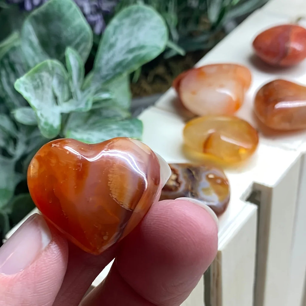 3/5/10pcs Natural Red Agate Heart Crystal, Hand Carved