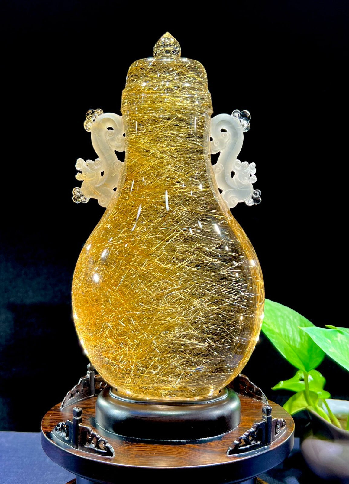 1.26LB Top Museum level Natural golden rutile Quartz Mineral specimen Crystal