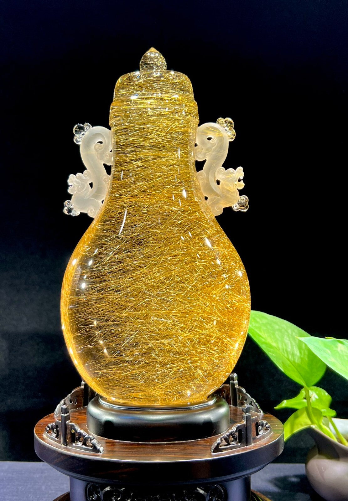 1.26LB Top Museum level Natural golden rutile Quartz Mineral specimen Crystal