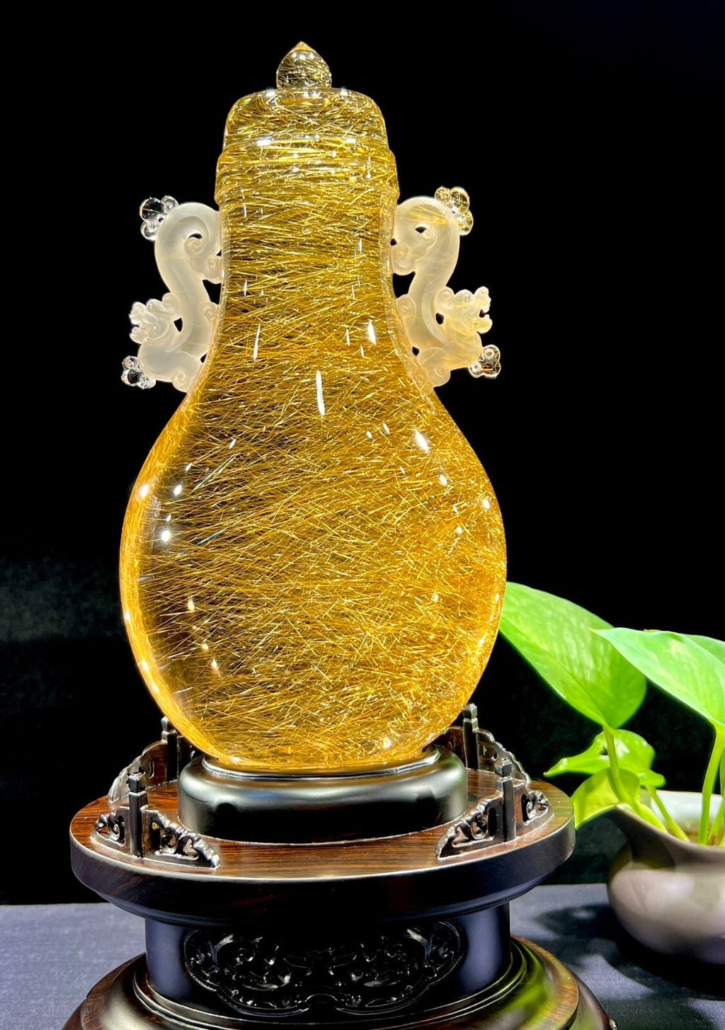 1.26LB Top Museum level Natural golden rutile Quartz Mineral specimen Crystal