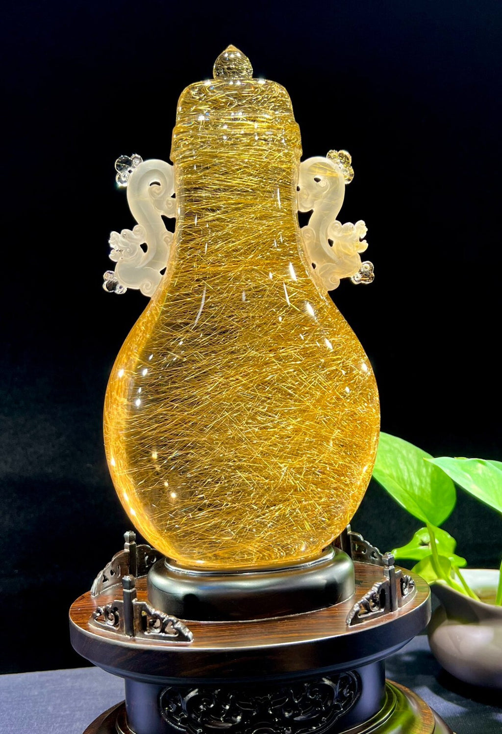 1.26LB Top Museum level Natural golden rutile Quartz Mineral specimen Crystal