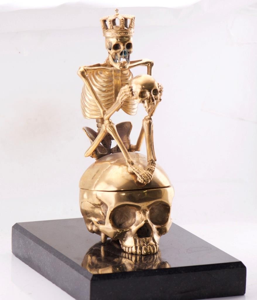 RARE Museum Quality Memento Mori Ormolu Gilt Bronze Skull Skeleton Desk Clock