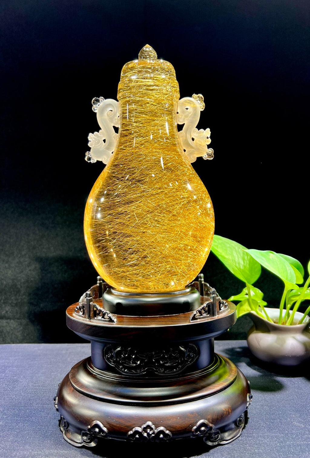 1.26LB Top Museum level Natural golden rutile Quartz Mineral specimen Crystal