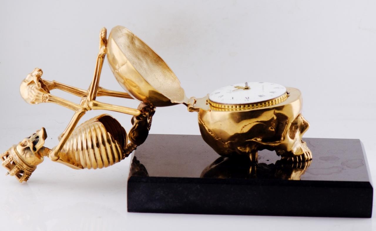 RARE Museum Quality Memento Mori Ormolu Gilt Bronze Skull Skeleton Desk Clock